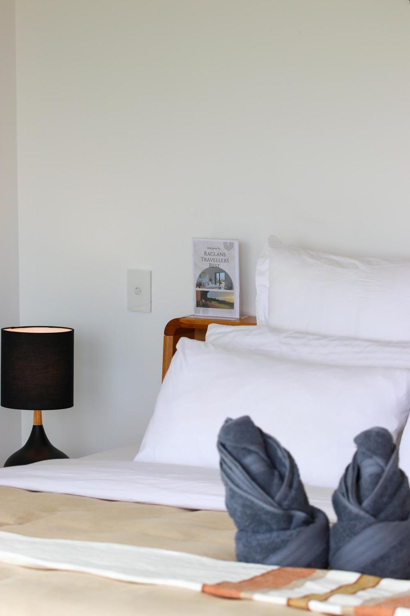 Room At Raglans Travellers Rest Coastal Retreat Exterior foto